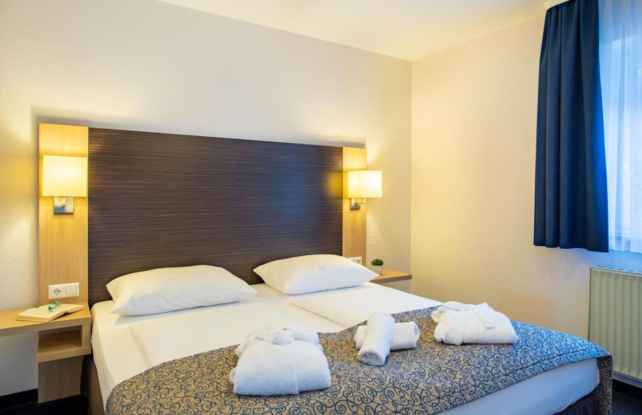 Rhoen Hotel